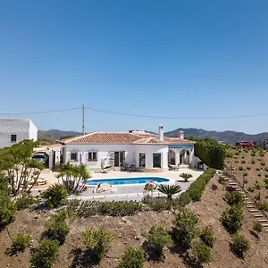 Casa Lucía Canillas de Aceituno